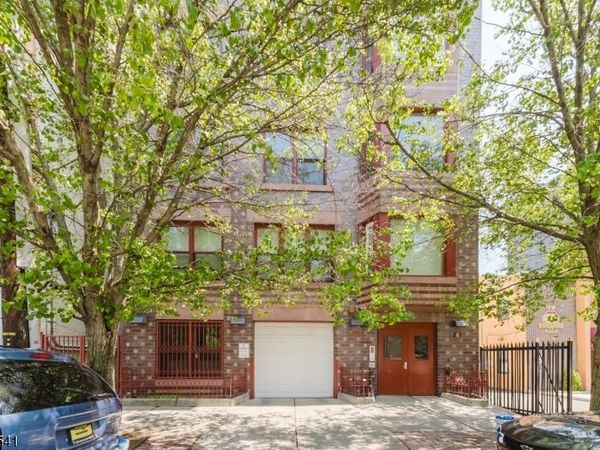 323 Jackson St, Unit 301, Hoboken, NJ 07030