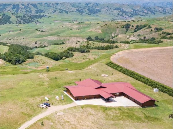 21627 Hardingrove Road, Milesville, SD 57553