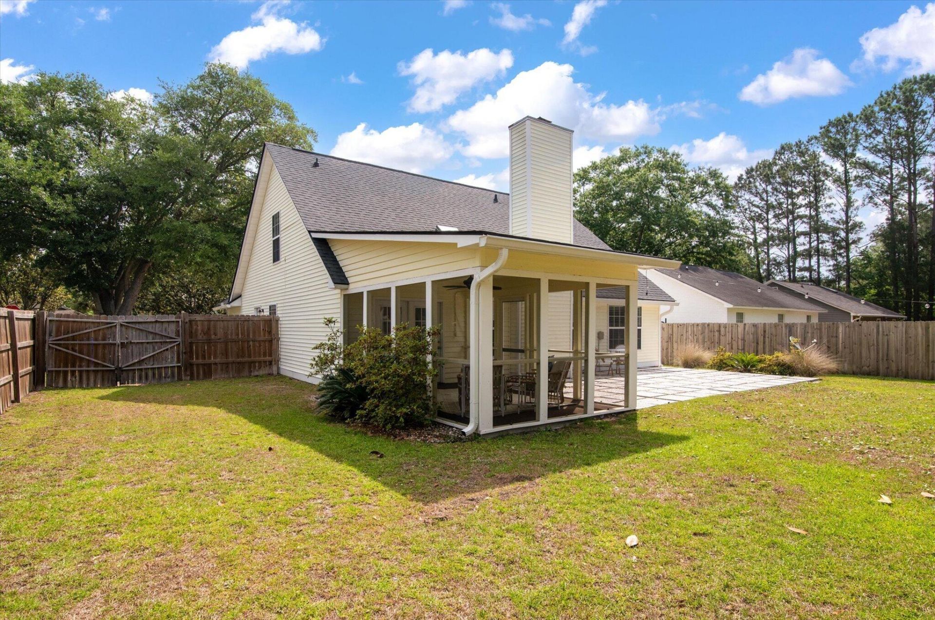 1394 W Point Drive Photo 33