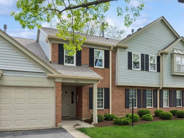 1303 WOODSIDE Court , Unit A1, Schaumburg, IL 60193