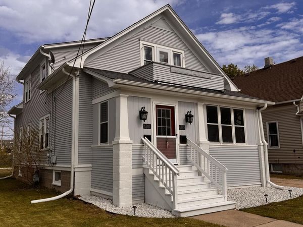 6201 25th AVENUE, Kenosha, WI 53143