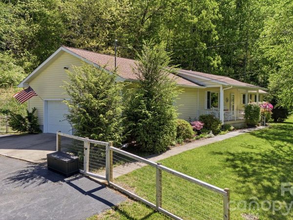 753 Bolens Creek Road , Burnsville, NC 28714