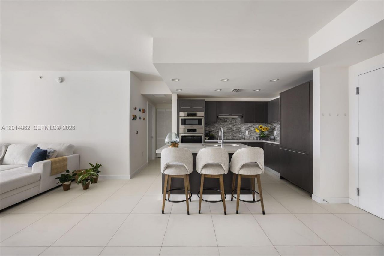 7825 NW 107th Ave, Unit 419, Doral, FL 33178 Photo