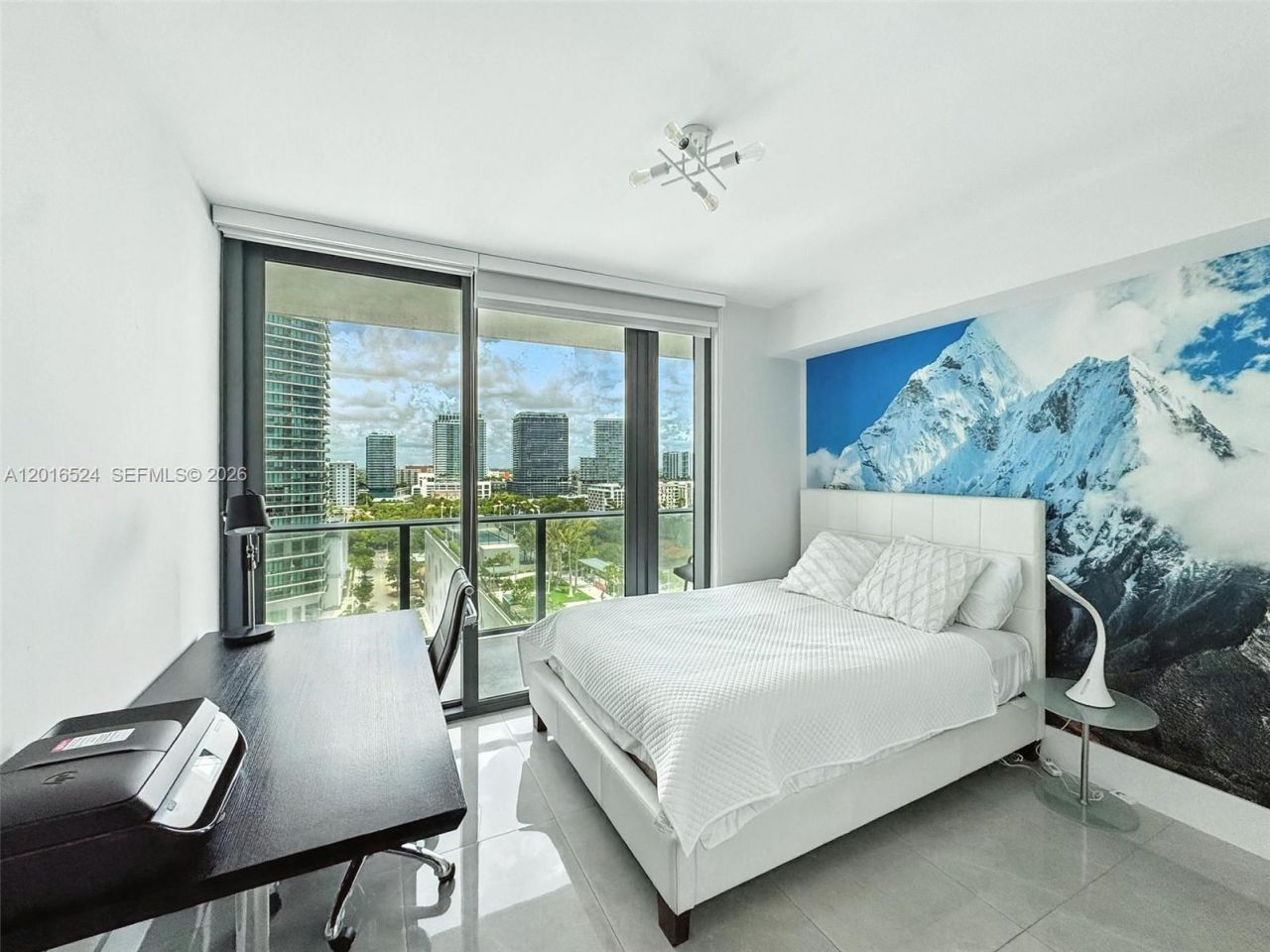 3131 NE 7th Ave , Unit 1504, Miami, FL 33137 Photo