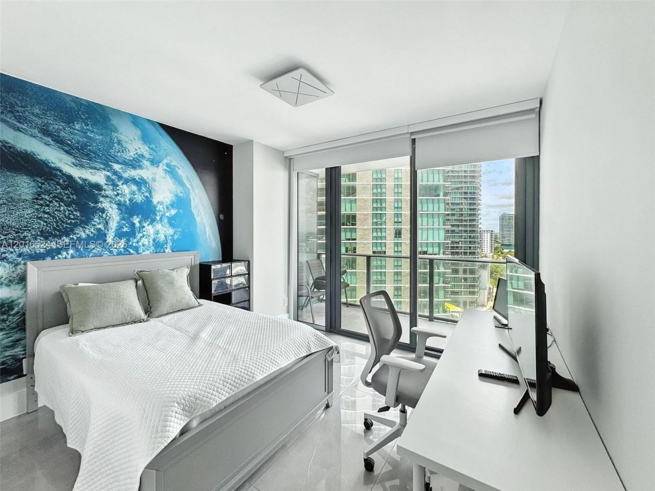 3131 NE 7th Ave , Unit 1504, Miami, FL 33137 Photo