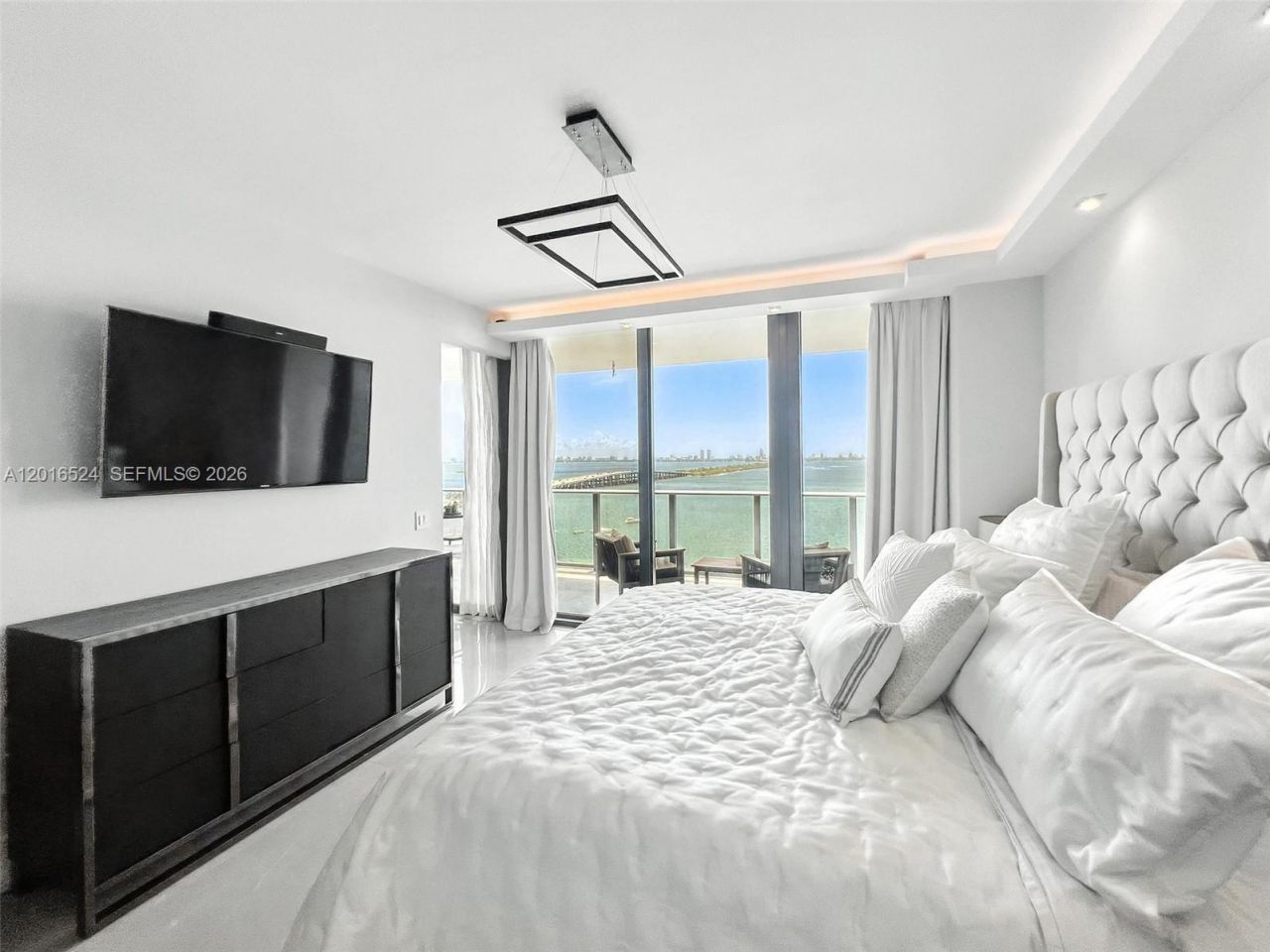 3131 NE 7th Ave , Unit 1504, Miami, FL 33137 Photo