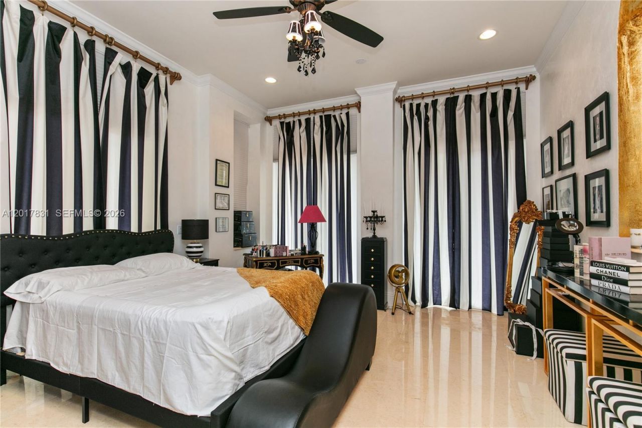 2951 Lake Ridge Ln , Weston, FL 33332 Photo