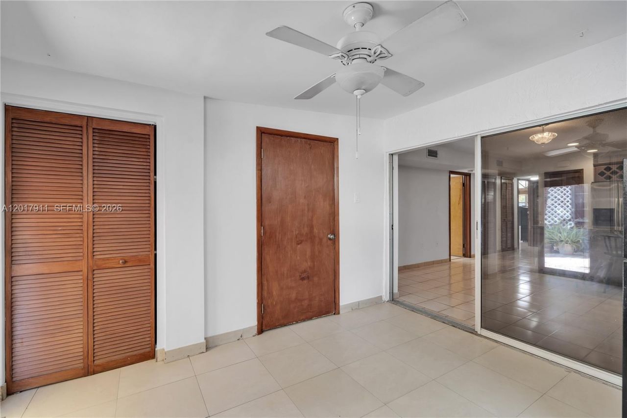 7811 SW 9th Ter, Miami, FL 33144 Photo