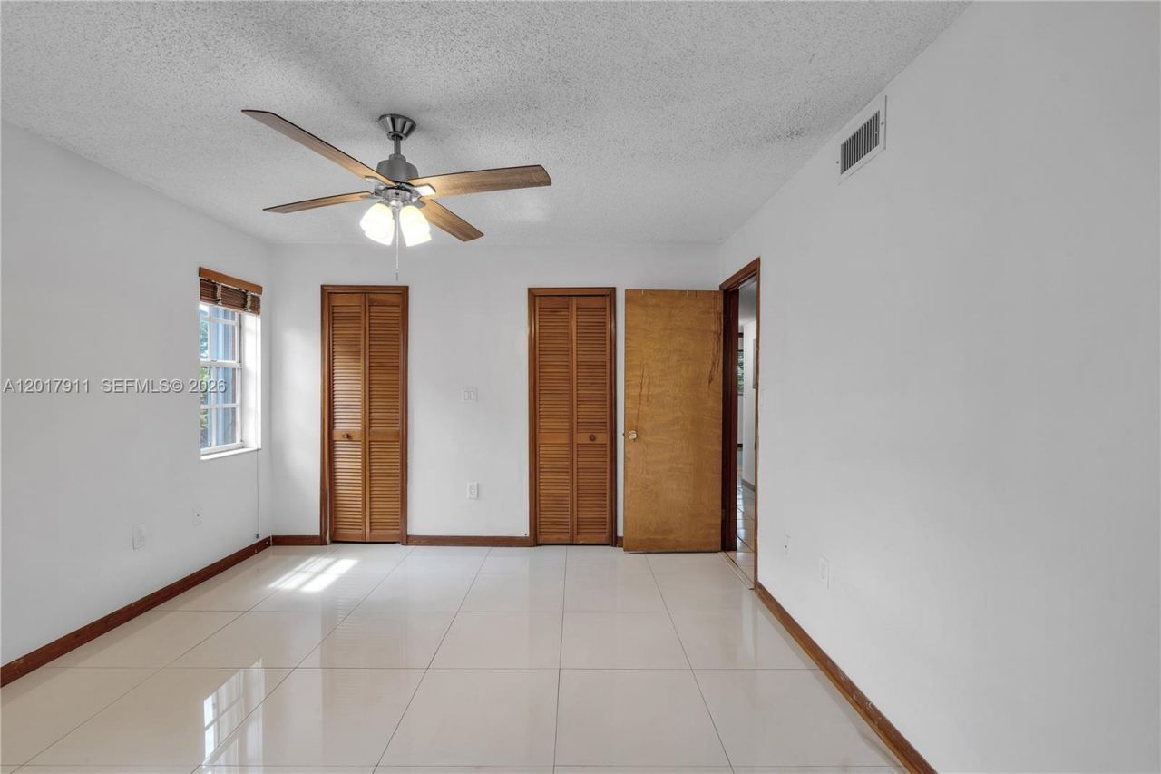 7811 SW 9th Ter, Miami, FL 33144 Photo