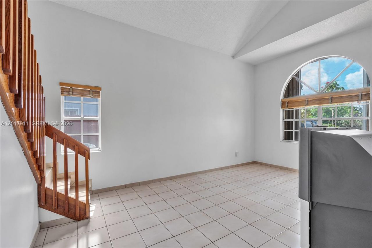 7811 SW 9th Ter, Miami, FL 33144 Photo