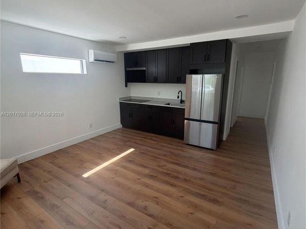 7801 Byron Ave , Unit 1, Miami Beach, FL 33141