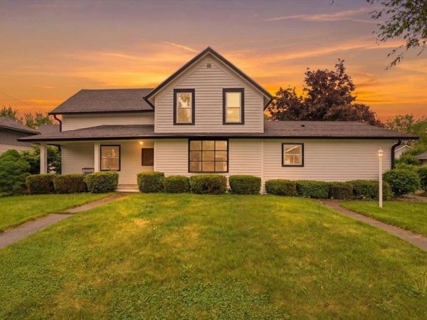 312 S Vine Street, Belleville, WI 53508