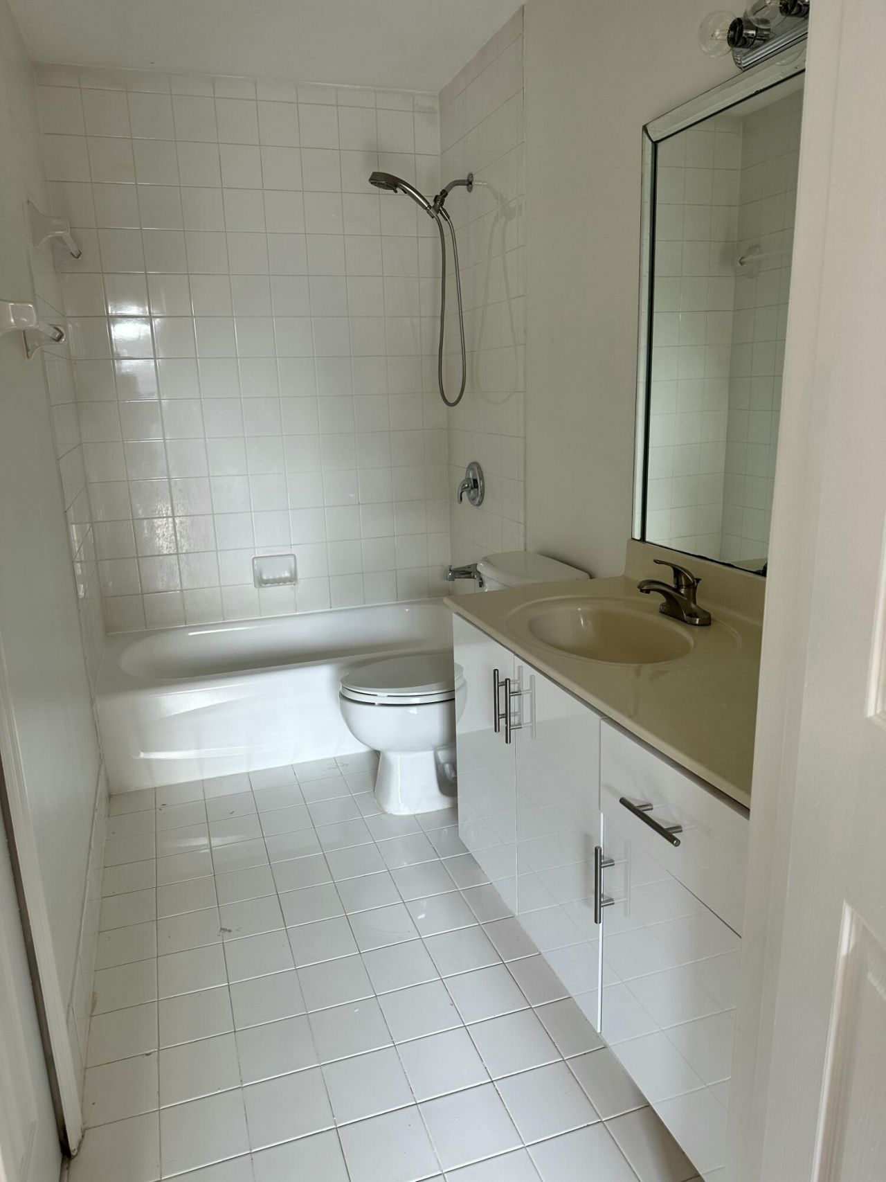 7085 Nova Drive, Unit 320, Davie, FL 33317 Photo