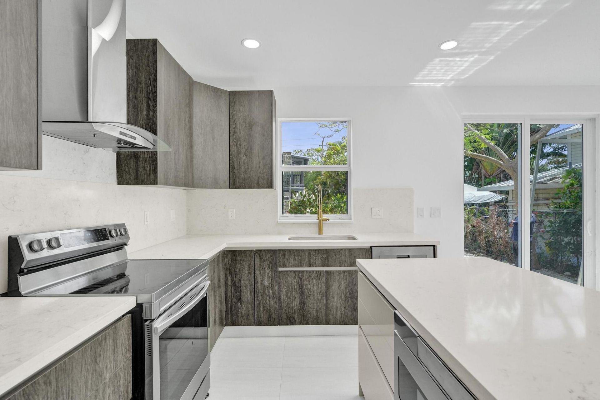 1213 W Las Olas Boulevard, Fort Lauderdale, FL 33312 Photo