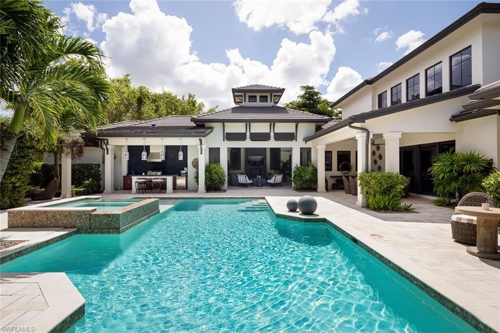 3170 Crayton Rd , Naples, FL 34103 Photo