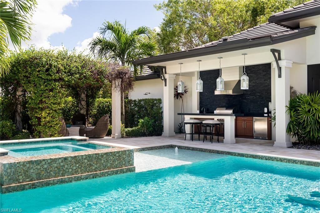 3170 Crayton Rd , Naples, FL 34103 Photo