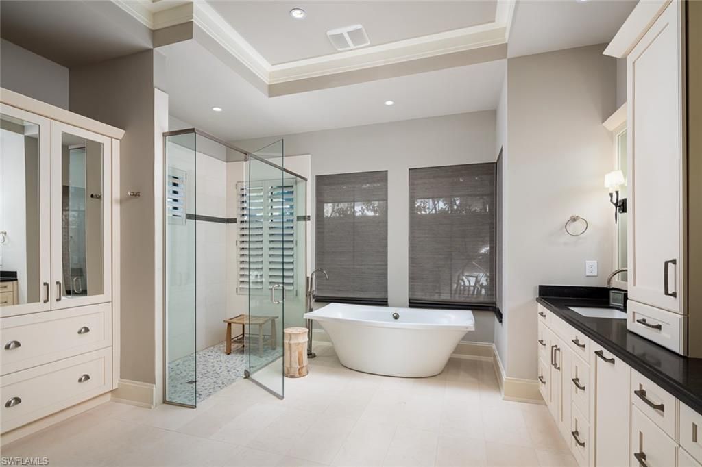 3170 Crayton Rd , Naples, FL 34103 Photo
