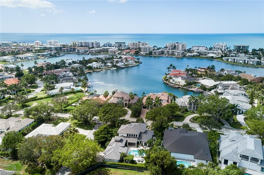 3170 Crayton Rd , Naples, FL 34103 Photo