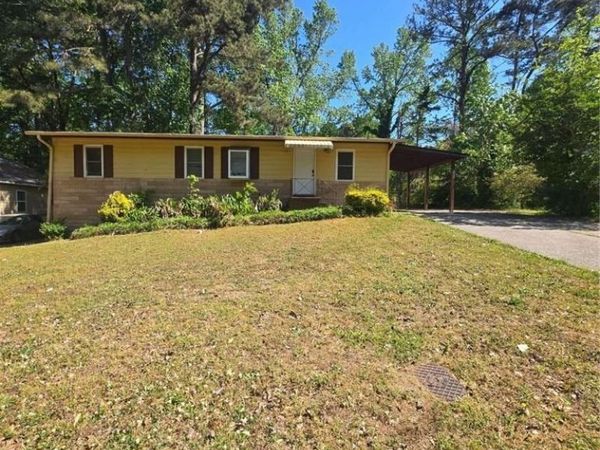 3645 Saturn Drive , Atlanta, GA 30331