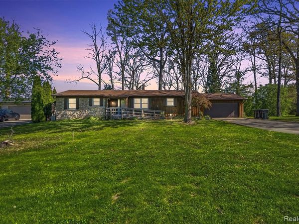 4191 McCandlish Road, Grand Blanc Twp, MI 48439