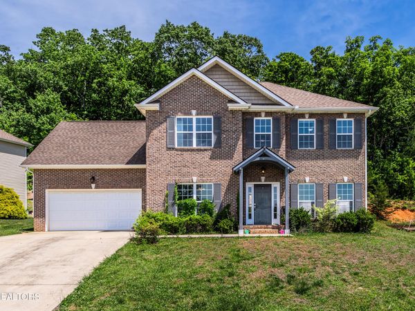 3032 Oakwood Hills Lane, Knoxville, TN 37931