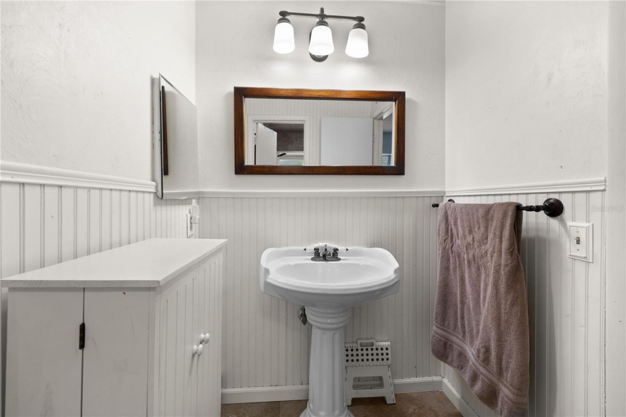 1062 Mckinnon Avenue, Oviedo, FL 32765 Photo