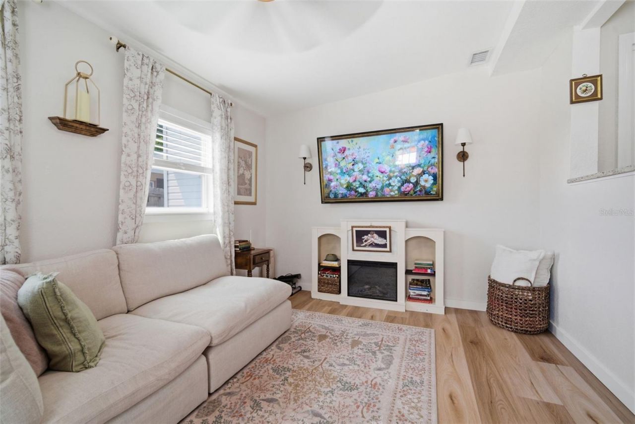 4120 Burlington Avenue N, Saint Petersburg, FL 33713 Photo
