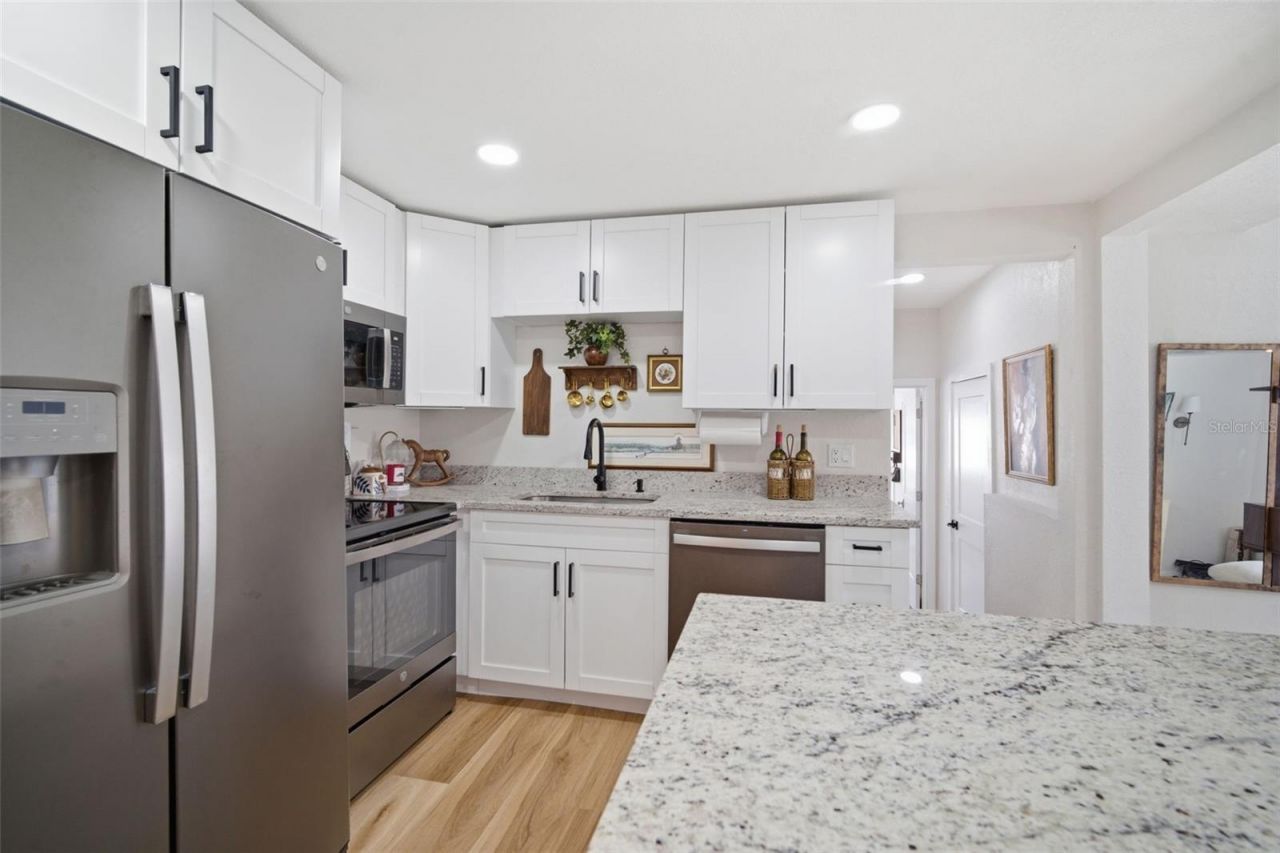 4120 Burlington Avenue N, Saint Petersburg, FL 33713 Photo
