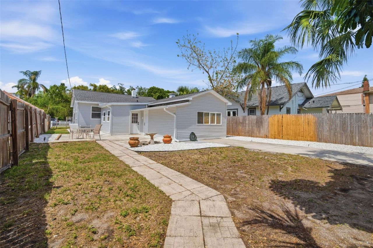 4120 Burlington Avenue N, Saint Petersburg, FL 33713 Photo