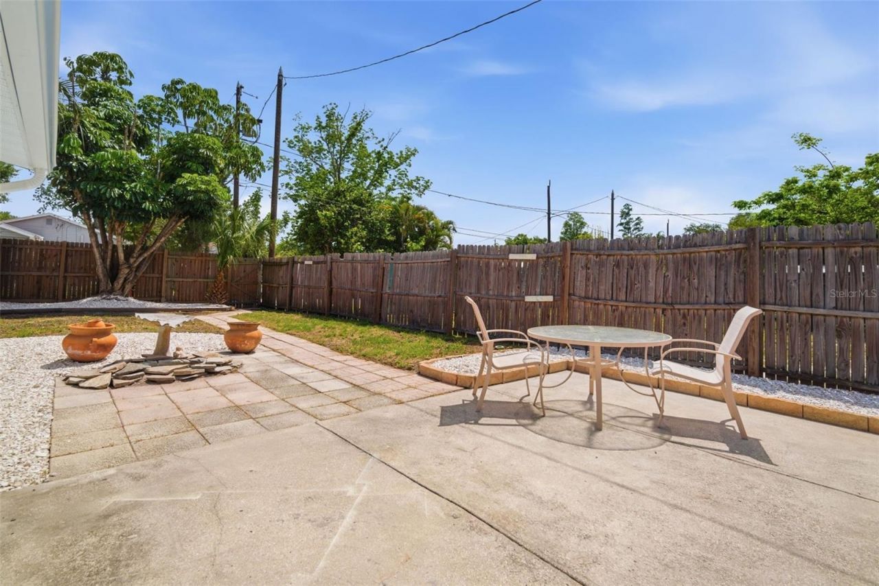 4120 Burlington Avenue N, Saint Petersburg, FL 33713 Photo