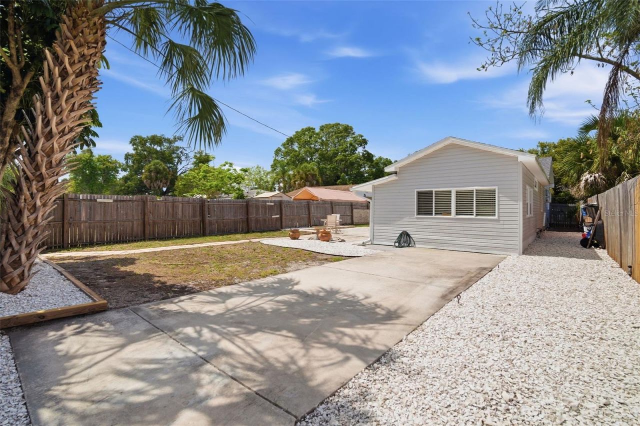 4120 Burlington Avenue N, Saint Petersburg, FL 33713 Photo