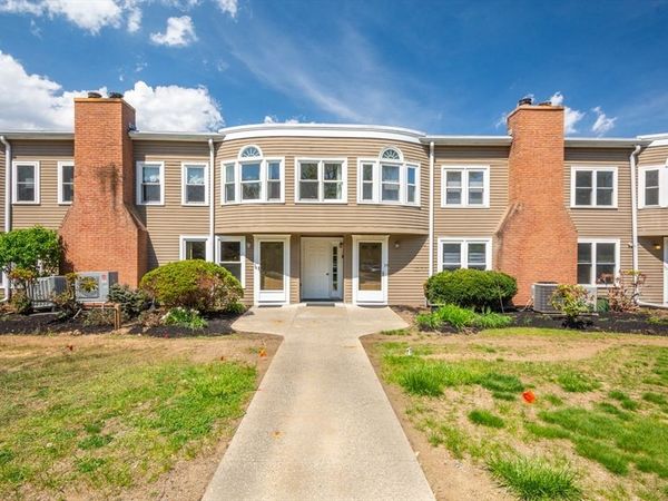 75 Page Rd, Unit 16, Bedford, MA 01730