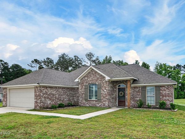 133 Richmond Way, Canton, MS 39046