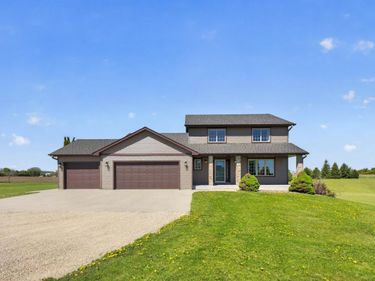 720 Riverwood Court, Elgin, MN 55932