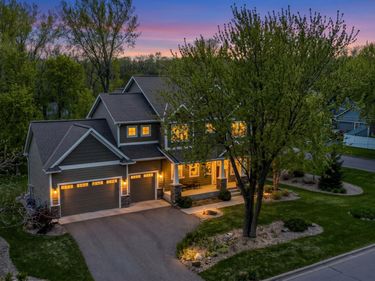 11927 Meadow Lane W, Hopkins, MN 55305