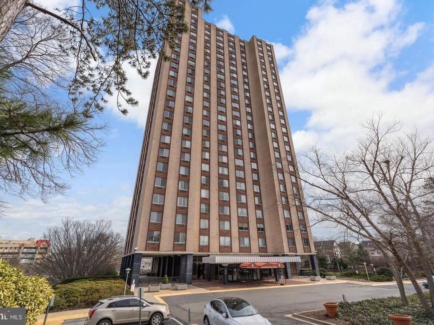 9701 Fields Road , Unit 301, Gaithersburg, MD 20878 Main Photo