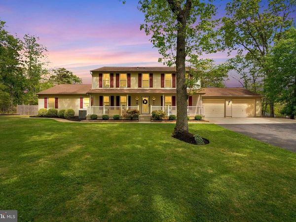 18 COUNTRY CLUB LANE, MARLTON, NJ 08053