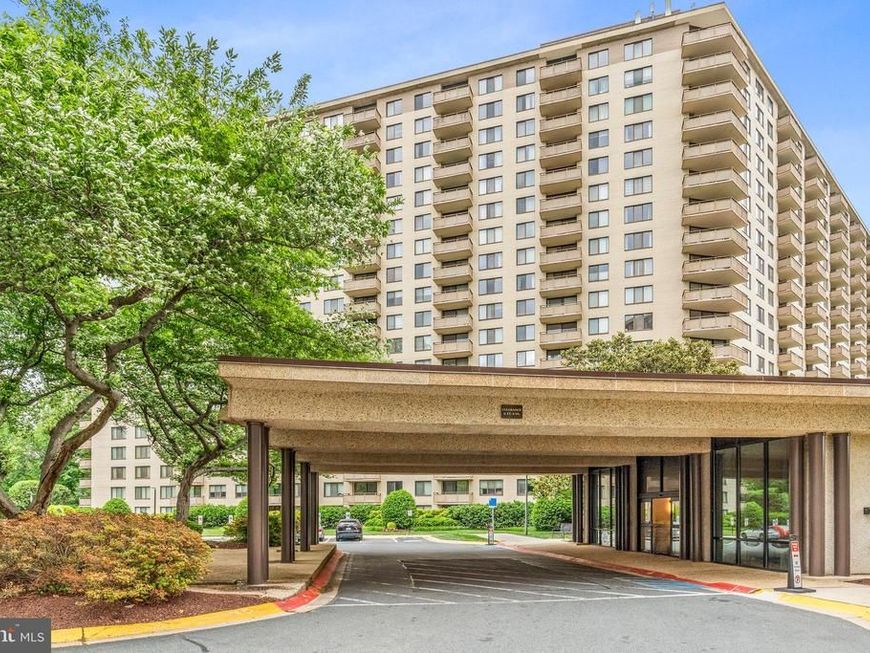 5225 Pooks Hill Road, Unit 519N, Bethesda, MD 20814 Main Photo