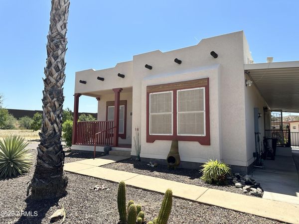 19500 E Gregory Street, Unit 22, Black Canyon City, AZ 85324