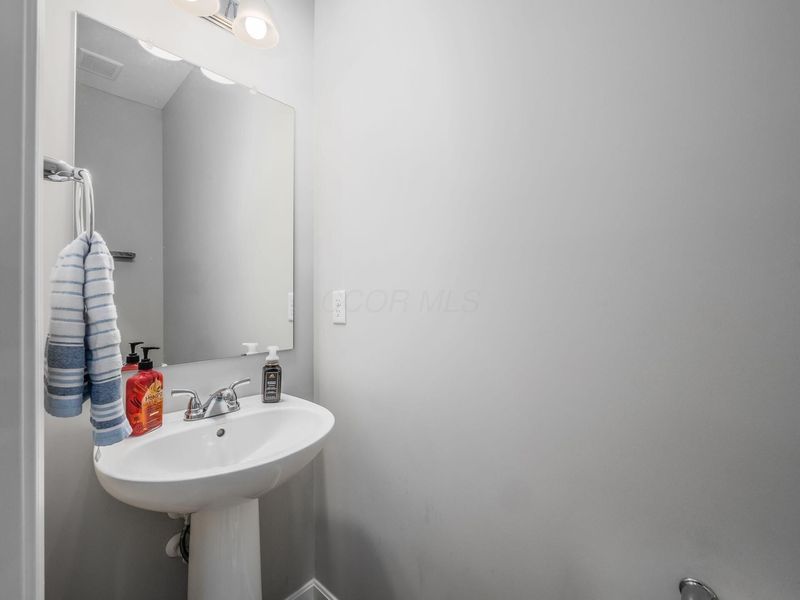 156 Heron Drive, Pataskala, OH 43062 Photo 13