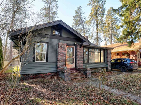 207 W 24th Ave, Spokane, WA 99203