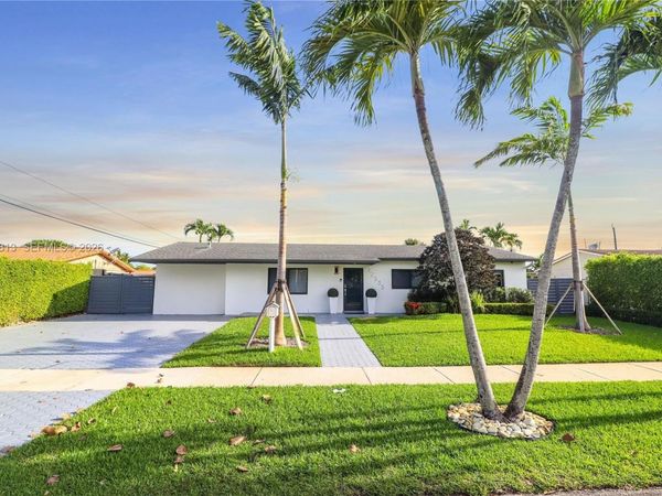 12535 SW 31st Ter , Miami, FL 33175