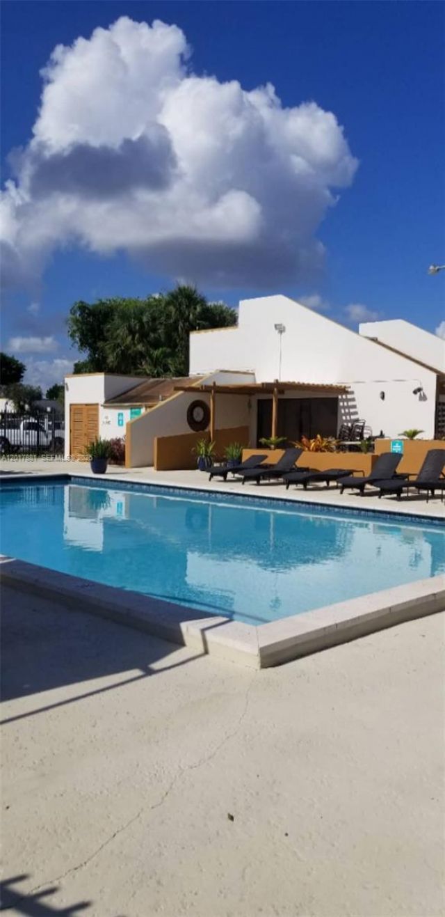 13147 SW 11th Lane Cir, Unit 13147, Miami, FL 33184 Photo