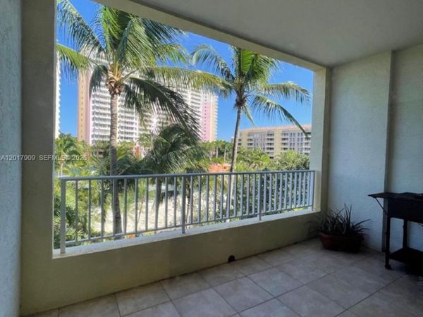717 Crandon Blvd , Unit 408, Key Biscayne, FL 33149
