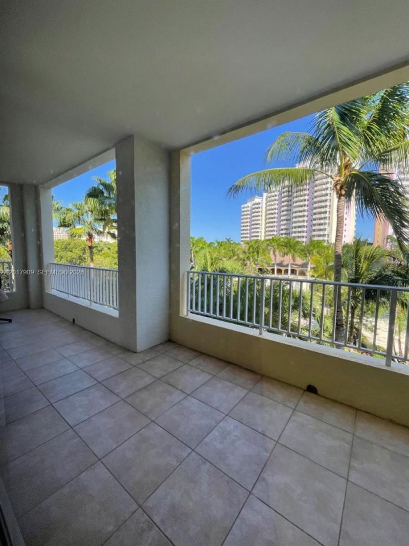 717 Crandon Blvd , Unit 408, Key Biscayne, FL 33149 Photo