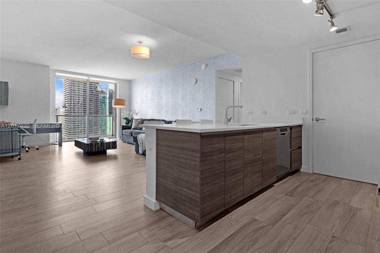 1100 S Miami Ave, Unit 3308, Miami, FL 33130 Photo