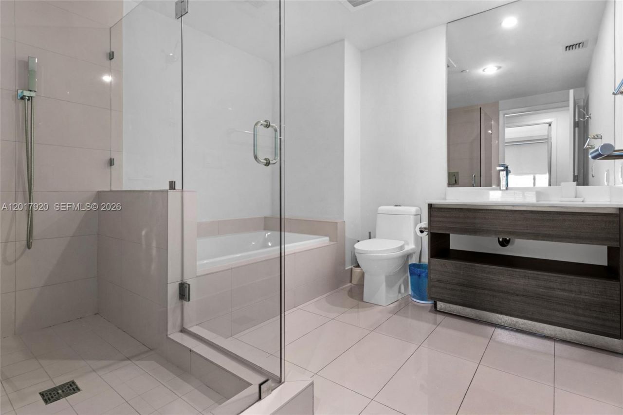 1100 S Miami Ave, Unit 3308, Miami, FL 33130 Photo
