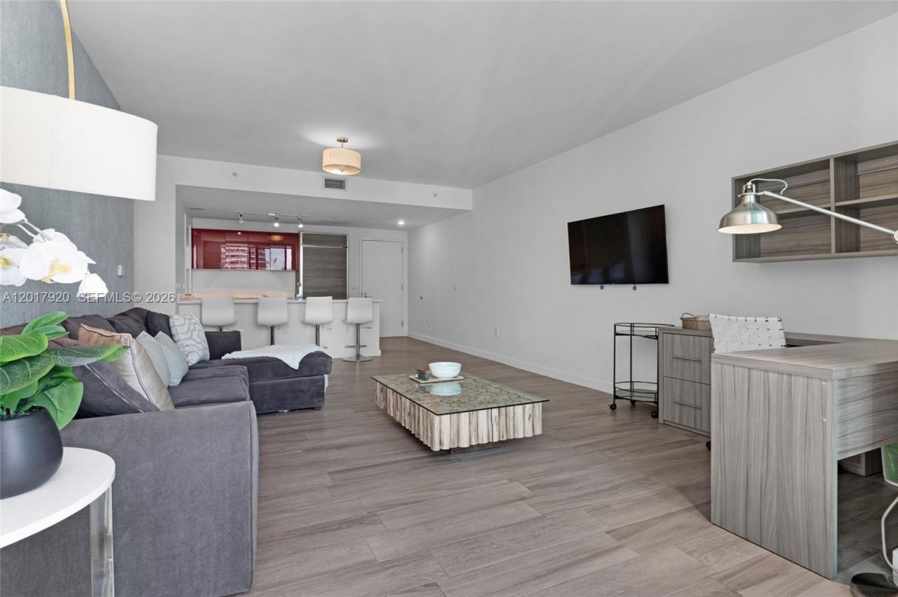 1100 S Miami Ave, Unit 3308, Miami, FL 33130 Photo