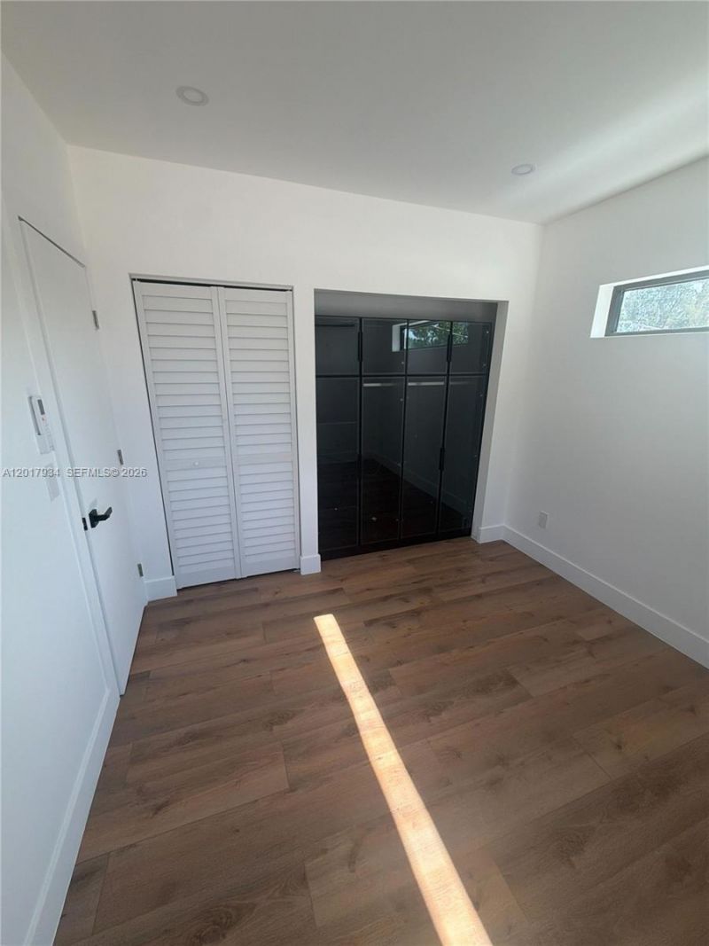 7801 Byron Ave , Unit 3, Miami Beach, FL 33141 Photo