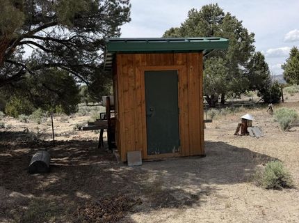 594 SW Main Street, Tonopah, NV 89049 Photo